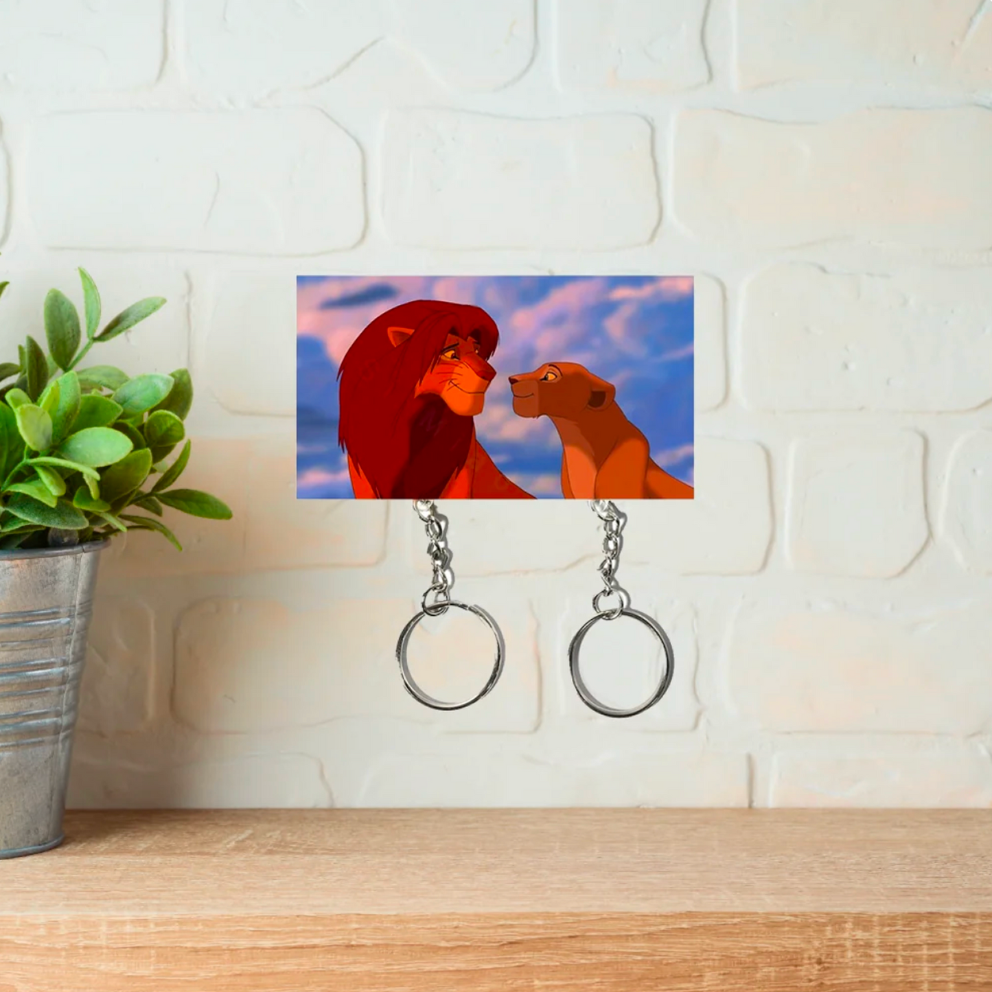 Partner-Schlüsselanhänger im Cartoon-Design