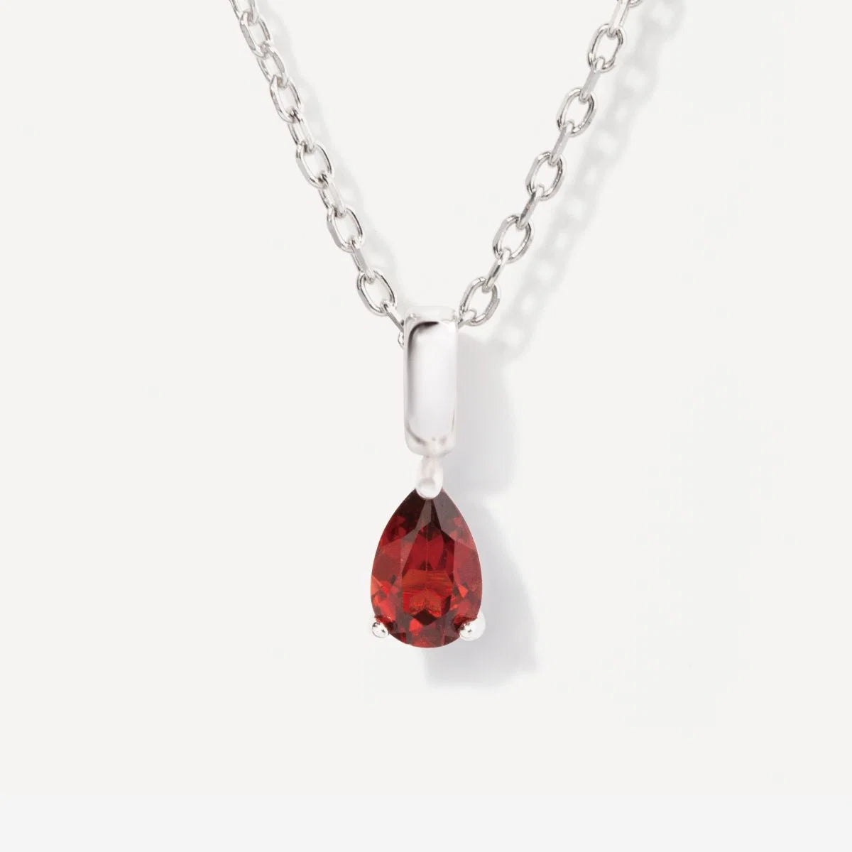 Strahlende Geburtsstein-Charm-Kette