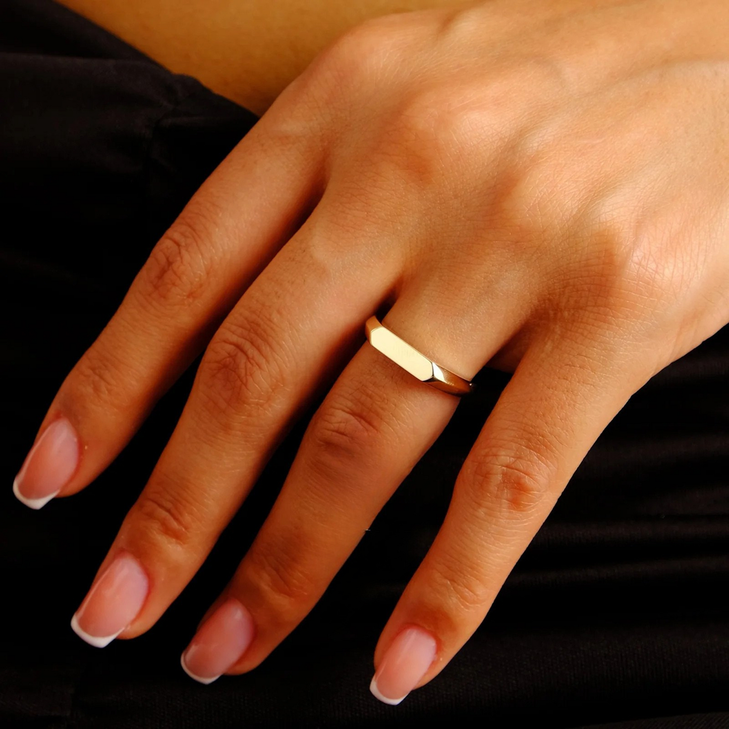 Bar Ring mit Gravur